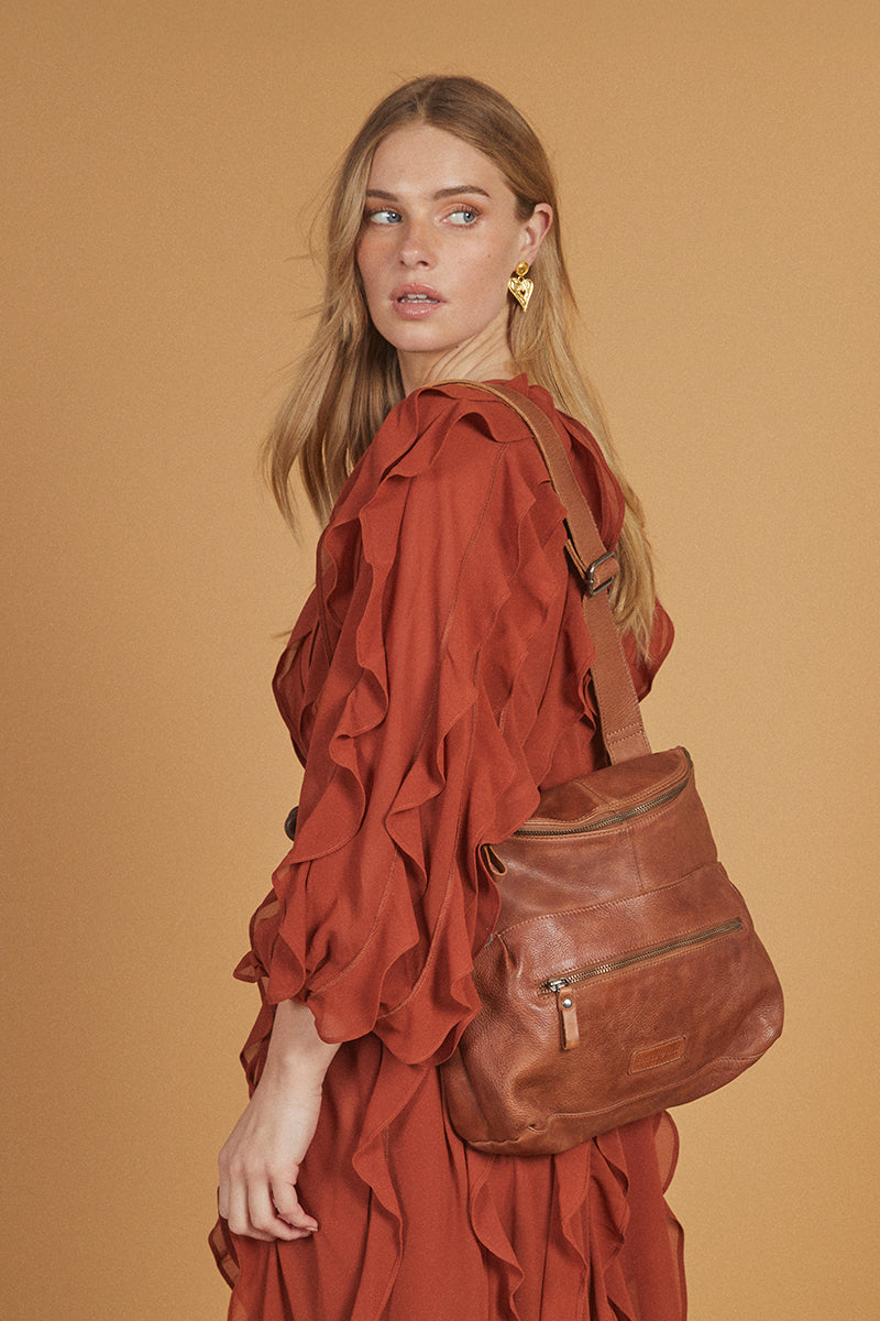 Avalon Bag - Leather Crossbody Bag for Women and Men – Stitch & Hide