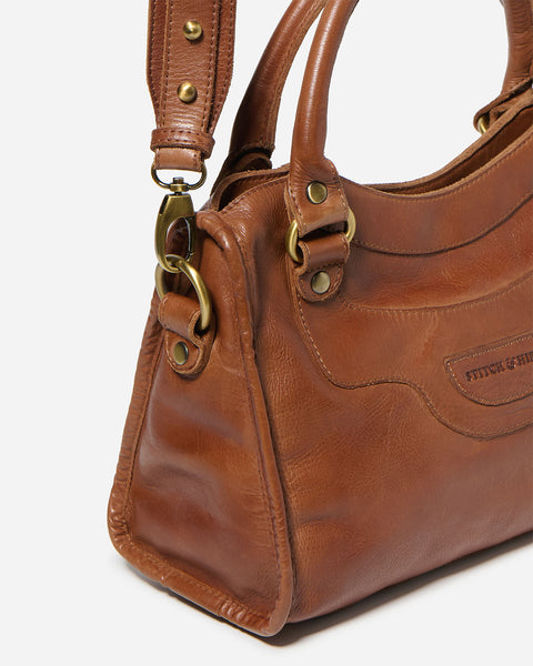 Nomad Bag in Saddle