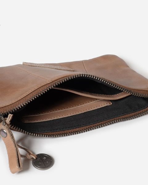 Lennox Pouch